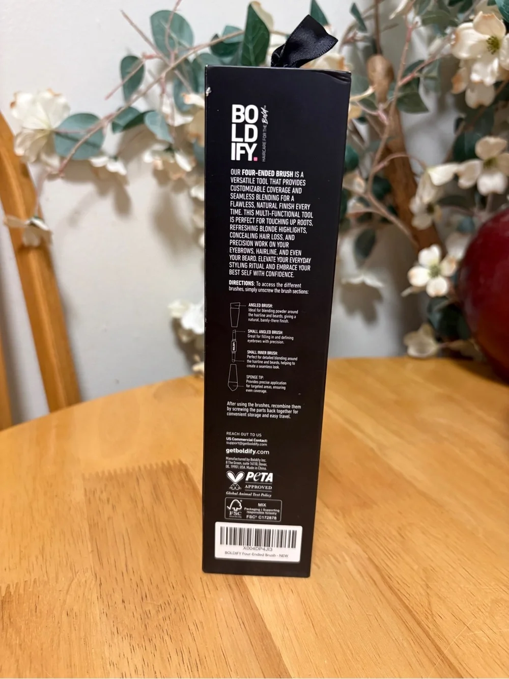 Boldify Four-Ended Hairline Powder Brush, brand new in DAMAGED BOX, full Sz $30